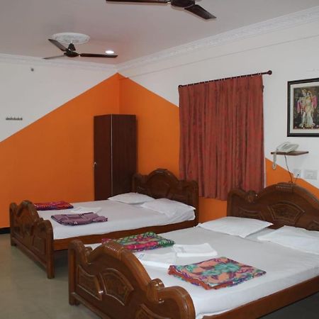 Hotel Sudhiksha Deluxe Rāmeswaram Dış mekan fotoğraf