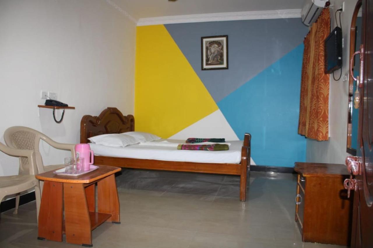 Hotel Sudhiksha Deluxe Rāmeswaram Dış mekan fotoğraf